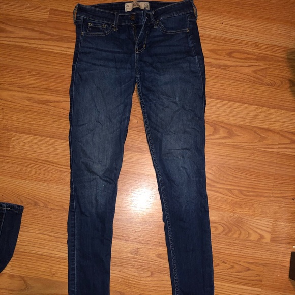 Hollister Pants - Picture 1 of 3